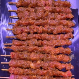BROCHETAS AL CURRY